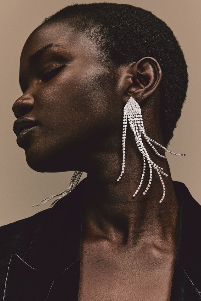 Long rhinestone earrings | H&M (UK, MY, IN, SG, PH, TW, HK)