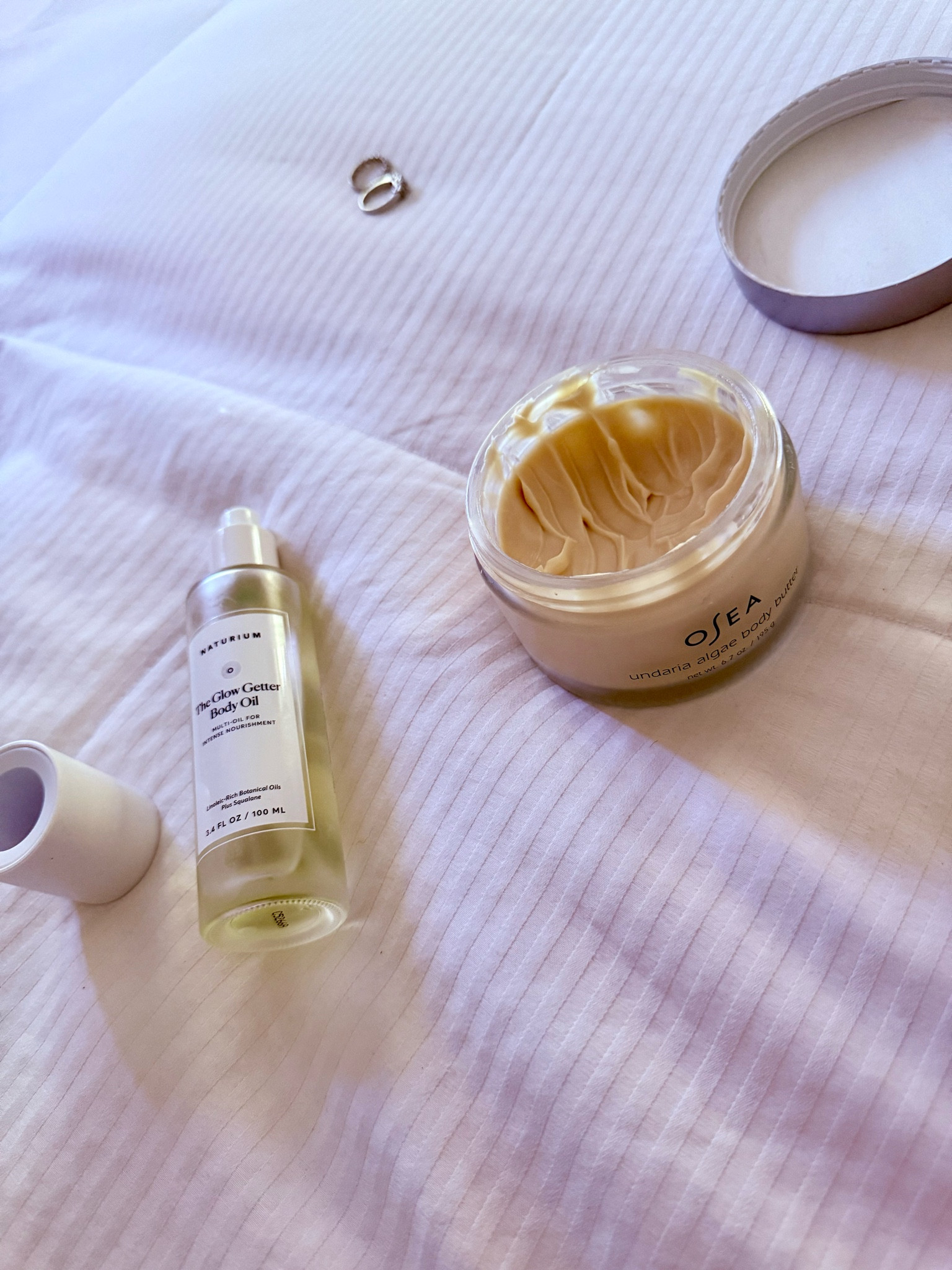 Smooth, hydrated skin starts here… #lauracarsonmiller #skincare #bodycare #beauty

#LTKgrwm #LTKselfcare #LTKBeauty