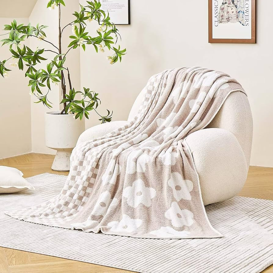 Checkered Throw Blanket, Beige Super Soft Knit Breathable Throw Blanket, Cozy Fluffy Reversible C... | Amazon (US)