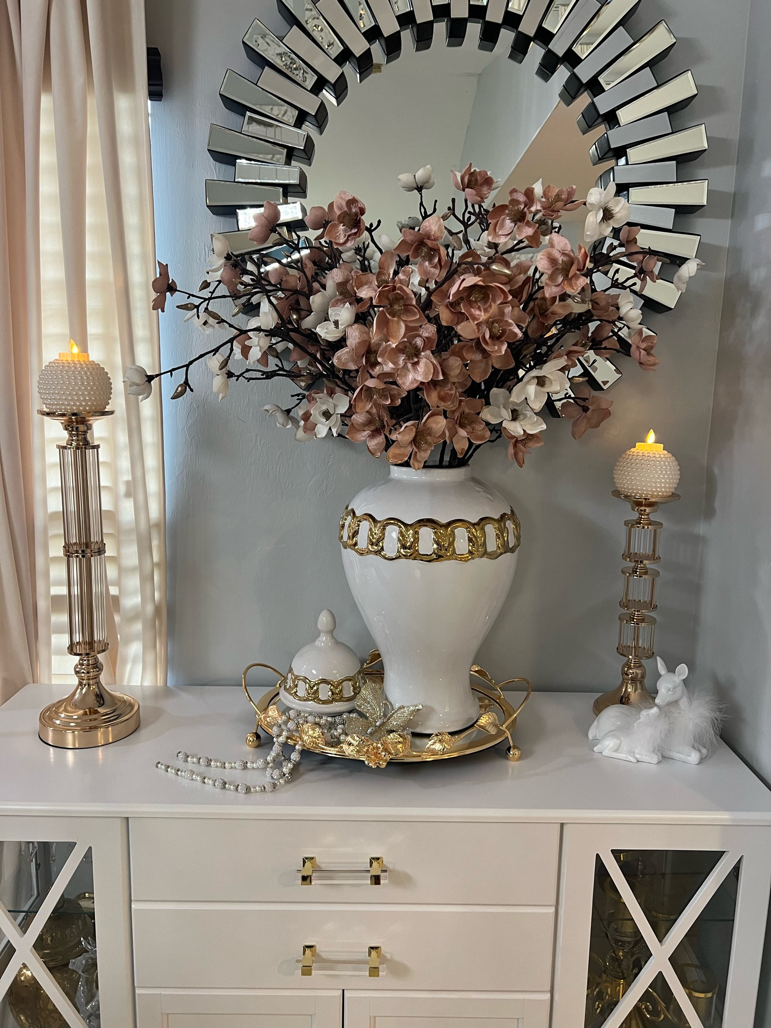 #interiordesig #homedecor #christmasdecor #glamdecor

#LTKHoliday #LTKhome