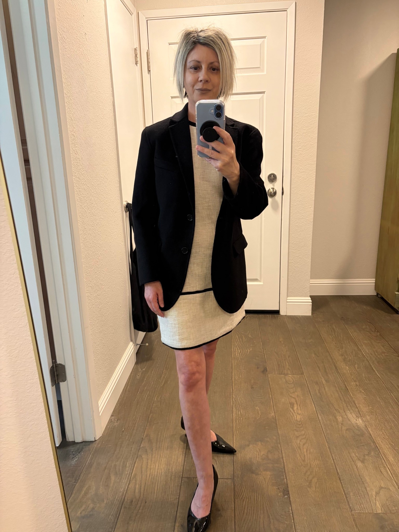 The simplest sheath to take you from day to night. Add a blazer (or not). This dress styles itself  #classic #simpleandchic #blackandivory #neutrals #timeless 

#LTKootd #LTKWorkwear #LTKdayinmylife