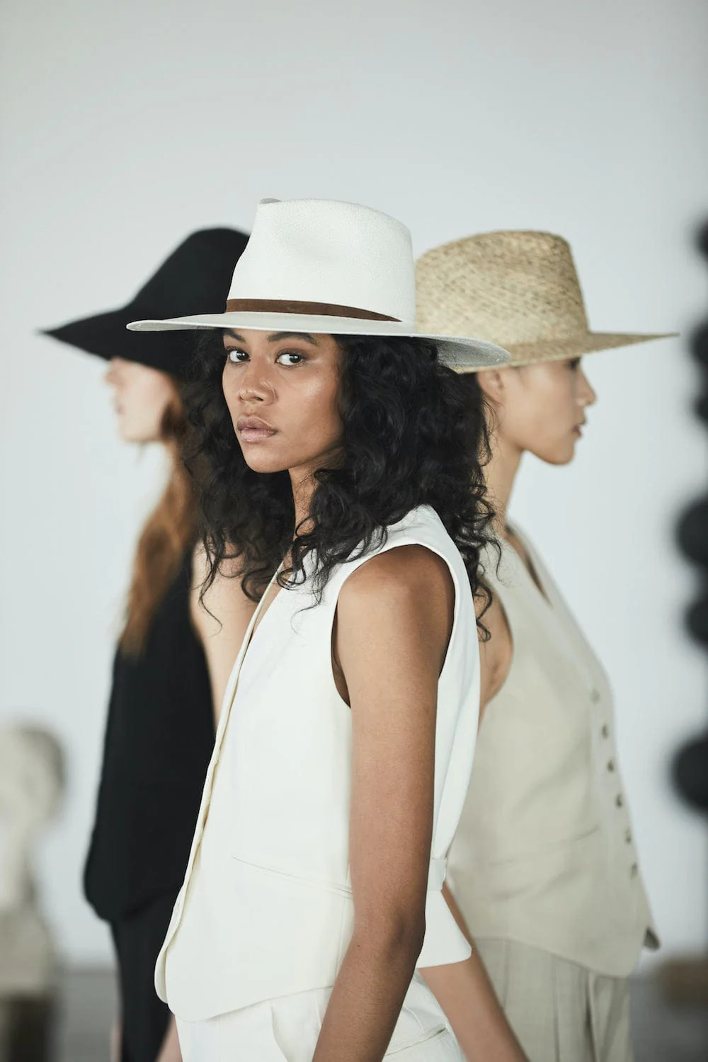 Fiona | Janessa Leone