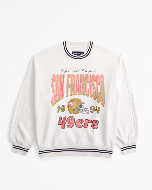 Women's San Francisco 49ers Graphic Oversized Sunday Crew | Women's Tops | Abercrombie.com | Abercrombie & Fitch (US)