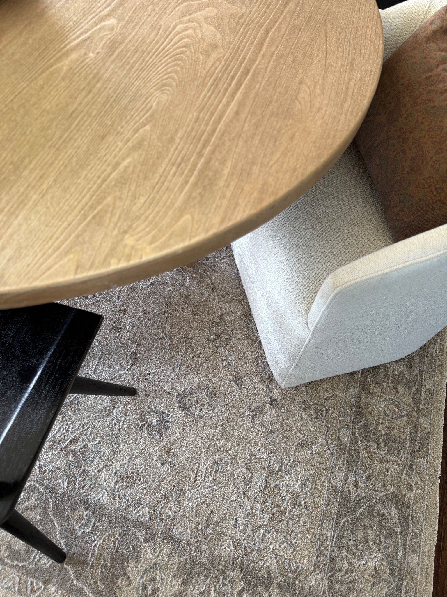 The Vintage Edit 892387 Light Beige/Seafoam/Cream (RZVE-2304) Area Rug
Rachel Zoe / Livabliss collection

#LTKHoliday #LTKSeasonal #LTKCyberWeek