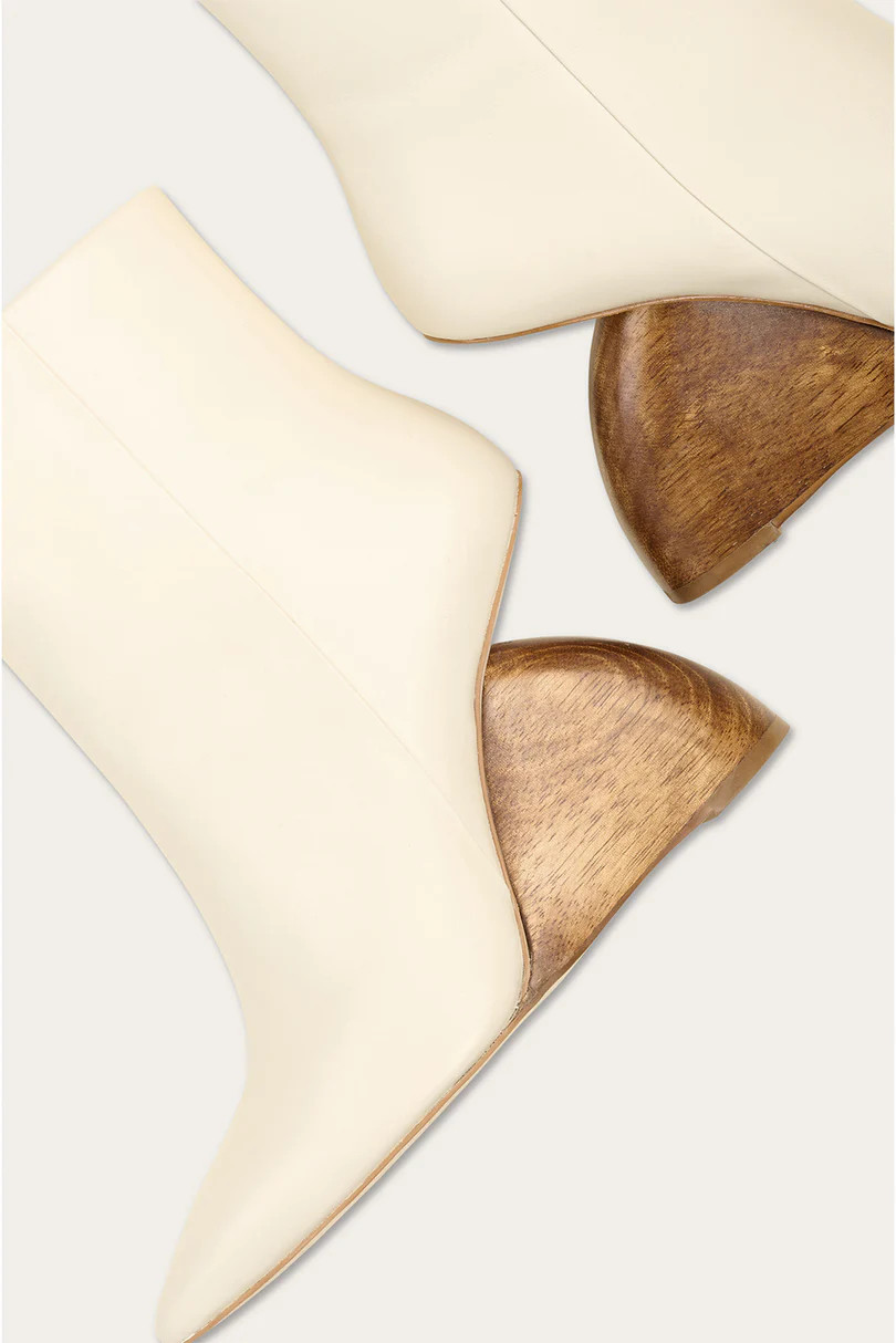 LIVI BOOT - OFF WHITE | Cult Gaia - US