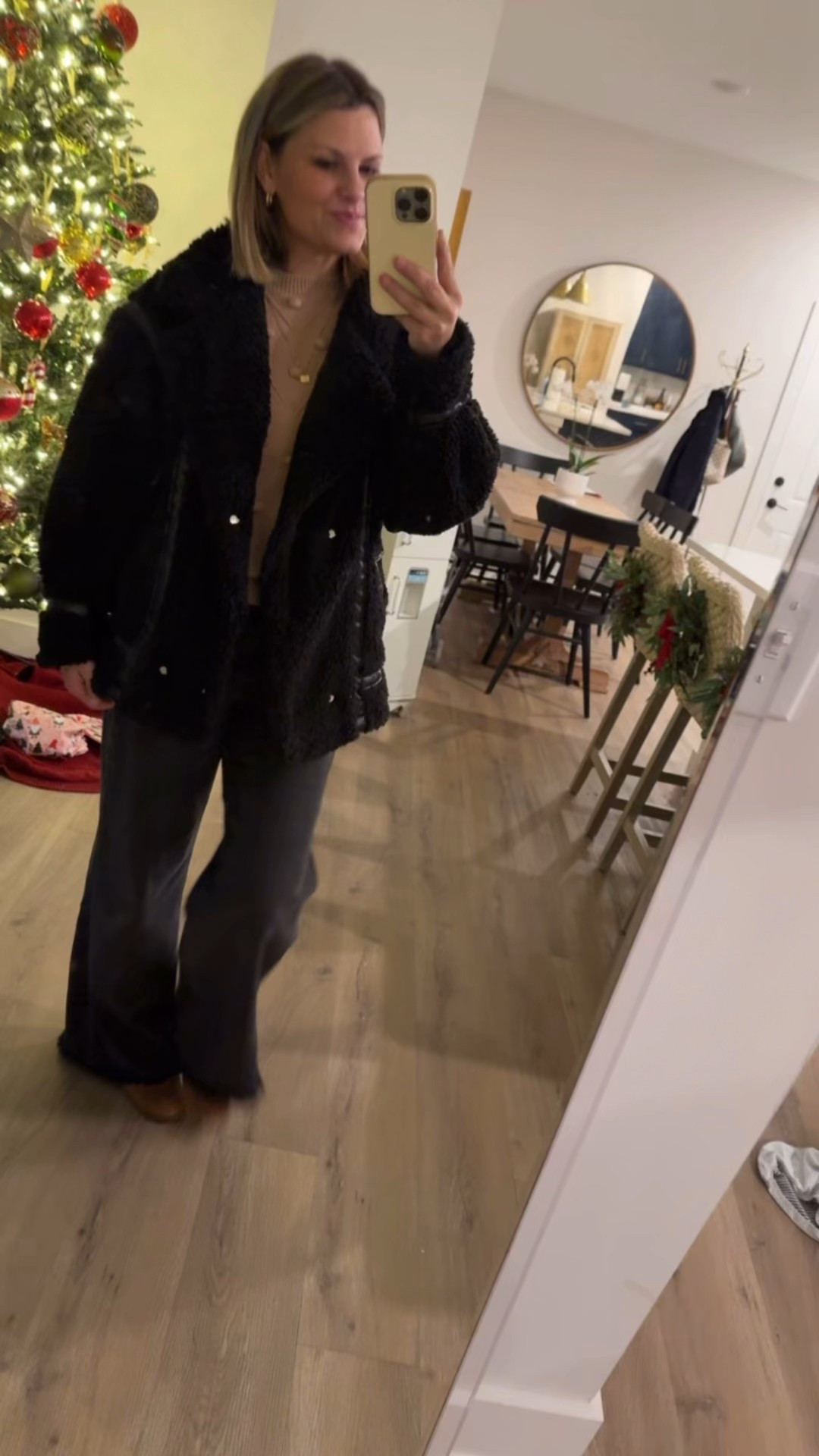 Love this jacket so much I snagged it in both colors. And today’s the last day to save 25% off. Use the code CYBERMONDAY25. @katydid For sizing reference it runs tts and I am wearing it in the size small. 

#LTKSeasonal #LTKHoliday #LTKWorkwear