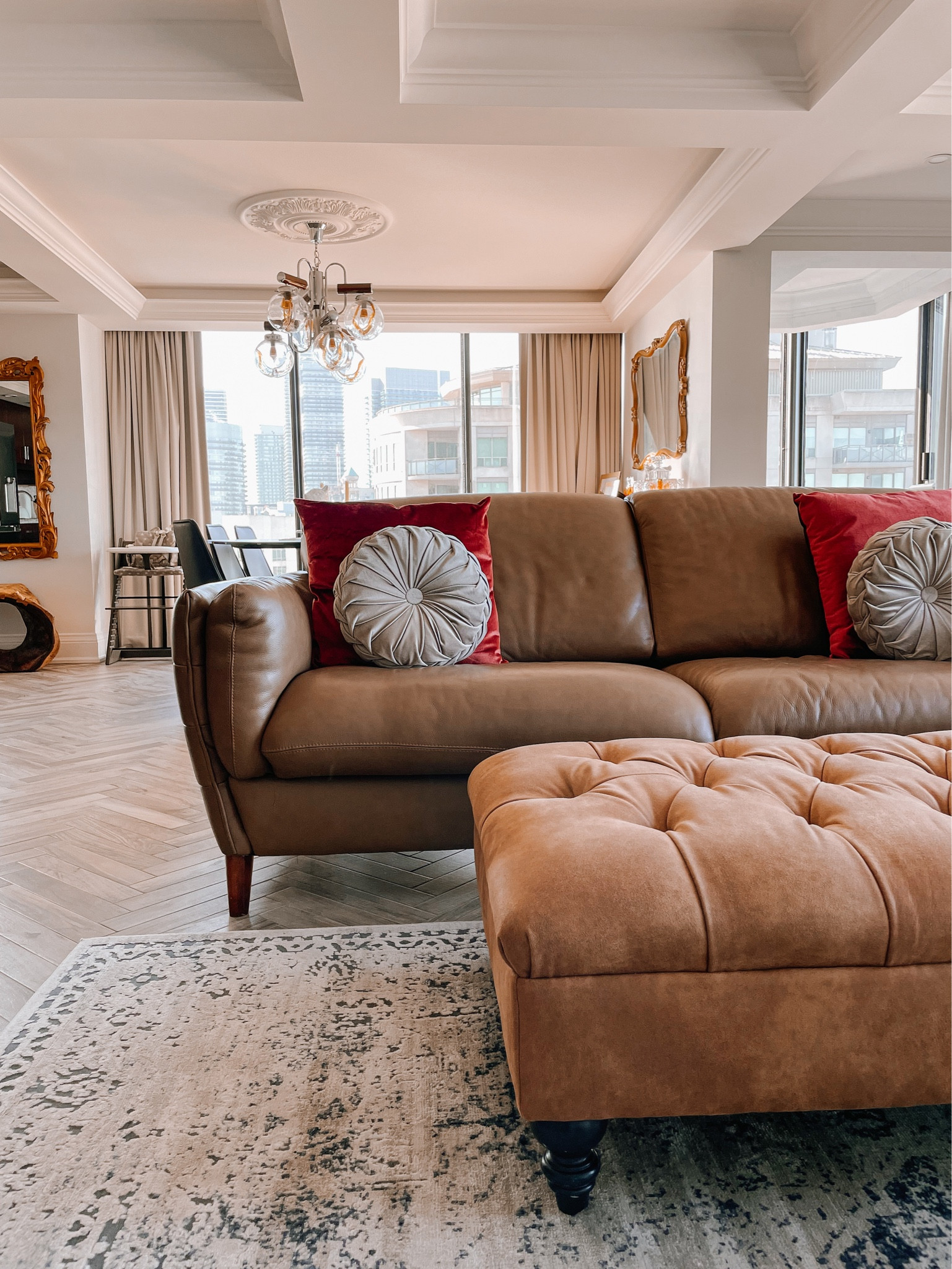 Living Room Throw Pillows 


#competition

#LTKFind #LTKhome #LTKstyletip