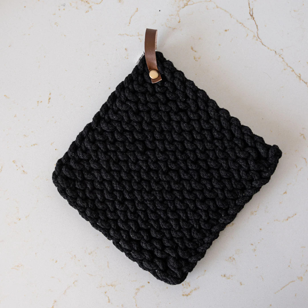 Black Knitted Pot Holder | By Luxe B Co. | luxe bCO
