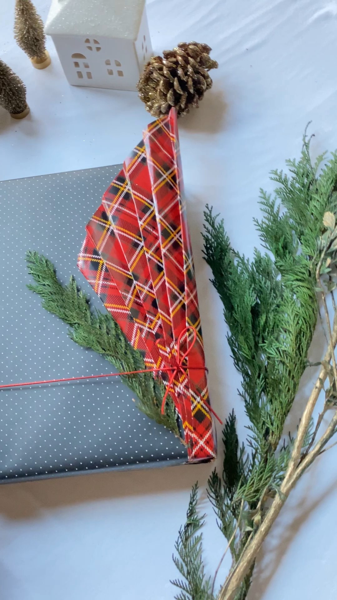 Wrapping paper doesn’t have to be boring. This wrapping paper tutorial is so easy!

#LTKGiftGuide #LTKHoliday #LTKSeasonal