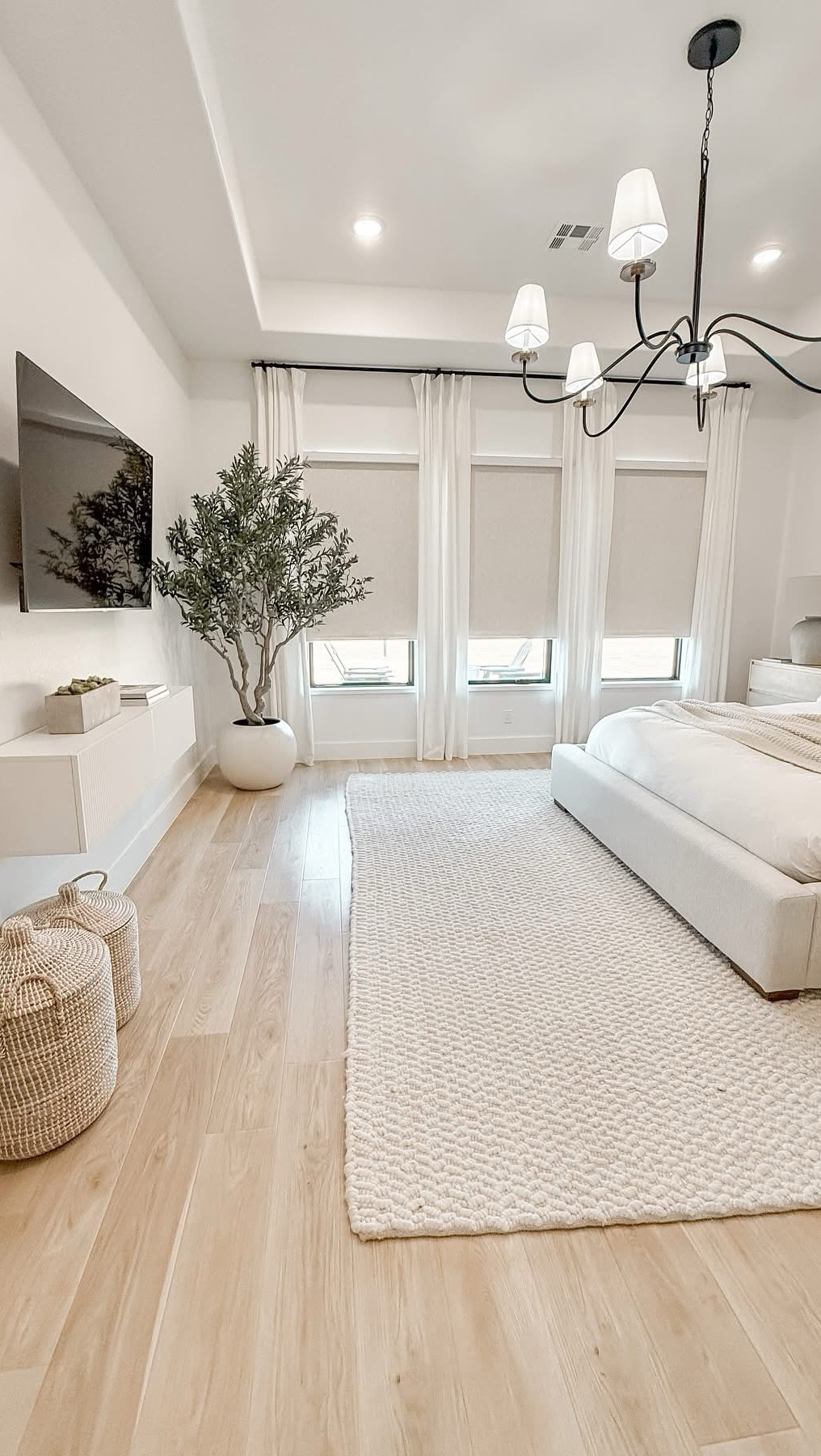 I looked years for affordable motorized shades, but just couldn’t find them……..until now! Amazon has these super affordable and custom motorized shades and we liked them so much we installed 11 of them! We bought the Textured Beige color. You can shop them below and you can also buy samples in a pack so you can get them in hand and see how they would look in your space!

#LTKMostLoved #LTKHome #LTKSeasonal