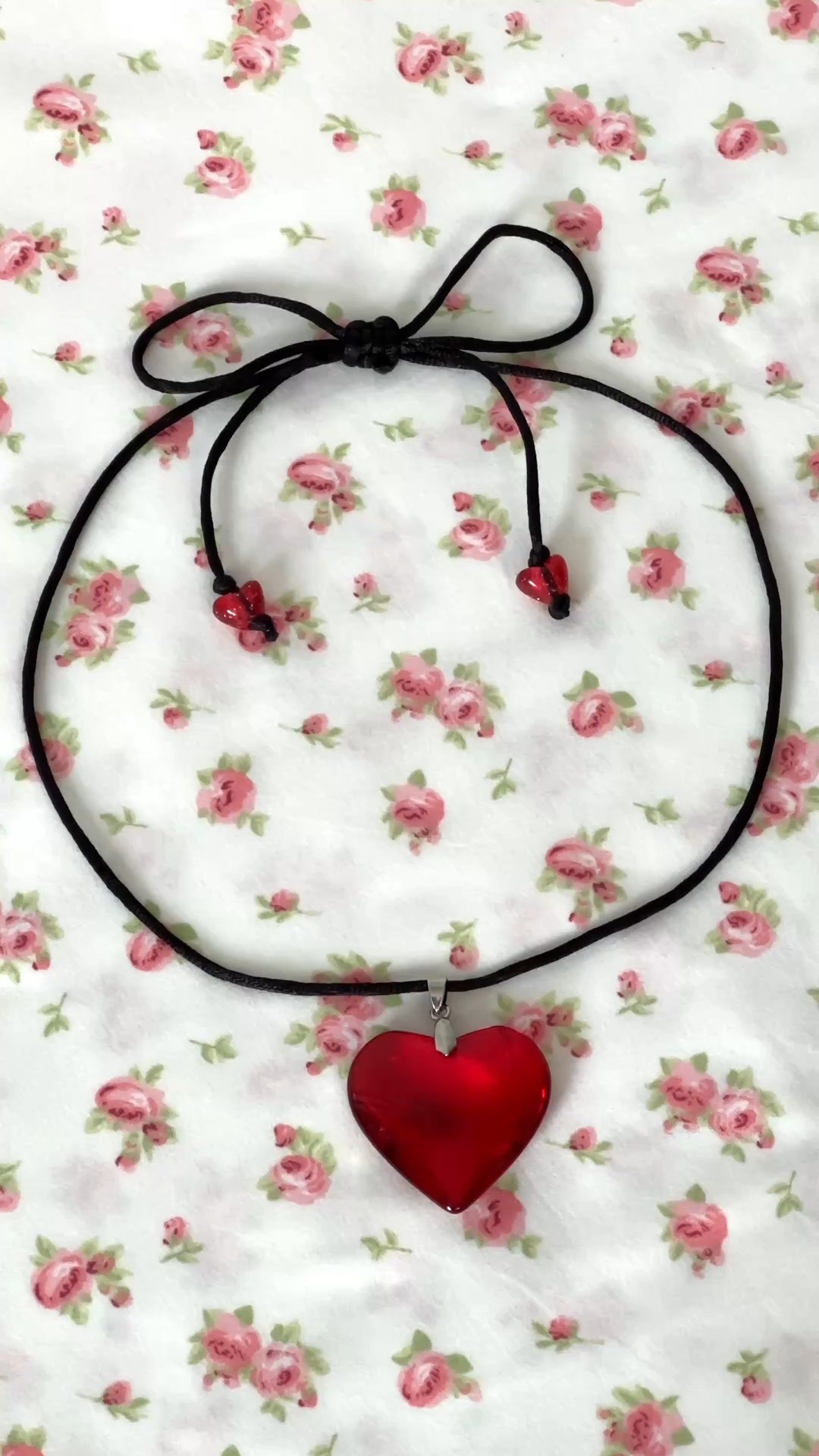 diy adjustable bow necklace closure 🎀 

this is actually so easy once you know how to do it, only took about 10 minutes. Perfect for Valentine’s Day! (or really any necklace tbh) 

lowkey I don’t really get the whole “analog bag” thing - I mean I understand the sentiment but I feel like a lot of people will forget about it once it’s not an online trend if that makes sense 

#fashionhacks #valentinesday #pinterestaesthetic #valentinesdayoutfit #coquetteaesthetic 

#LTKValentine #LTKootd #LTKgrwm