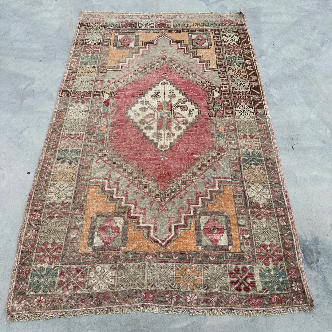 Vintage Rug, 4x7 Ft Accent Rugs, Turkish Rug, Muted Anatolian Rug, Rugs for Living Room, 3.8x6.1 ... | Etsy (US)