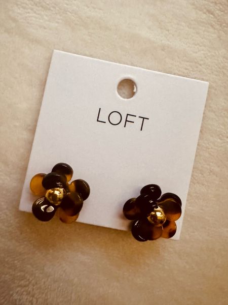 LOFT tortoise print flower stud earrings 🤎  

#LTKSeasonal #LTKsalealert #LTKfindsunder50