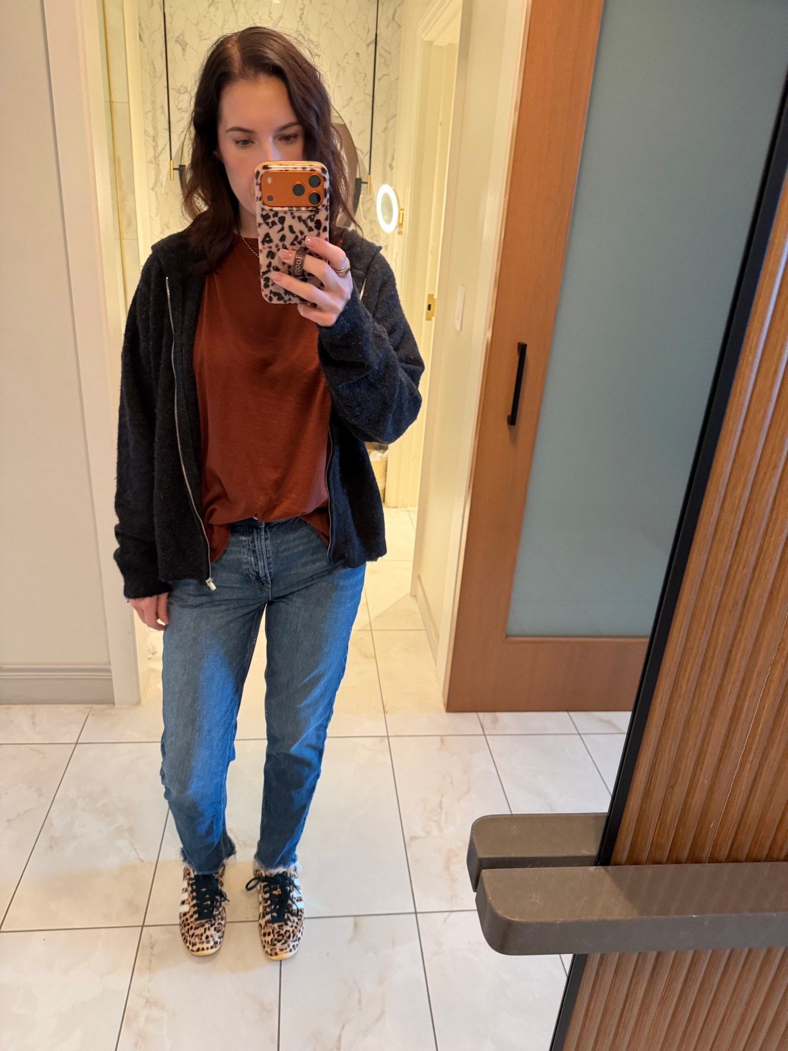 Comfy, cozy and warm for a day of walking around! 

#LTKgrwm #LTKTravel #LTKMidsize