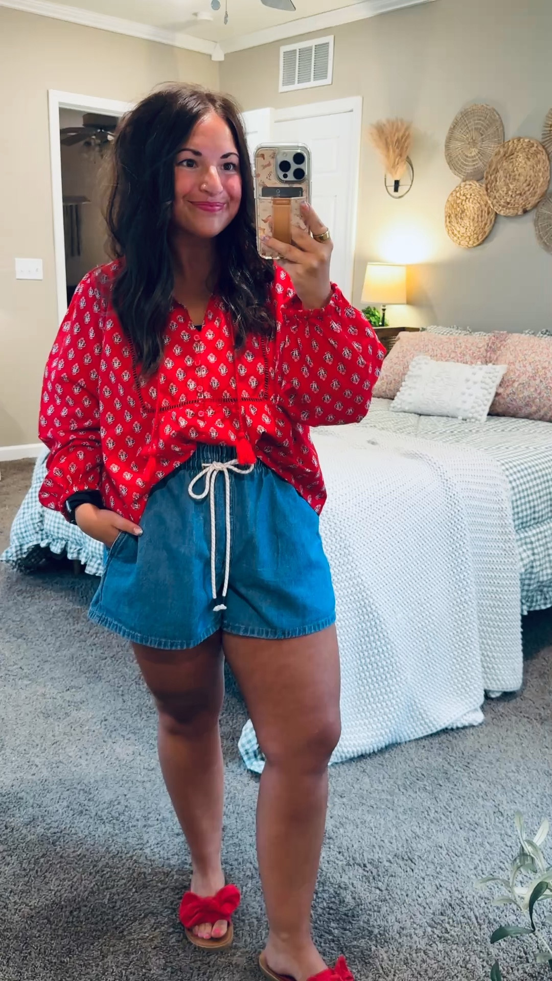 Mix, match, and wear on repeat! 🌸 These lightweight floral pieces from Target create the prettiest coordinated looks while still giving you endless outfit options. Dressy, feminine, and perfect for summer!


sandals: fit true to size // wearing a 5
shorts: fit true to size // wearing a large
blouse: fits true to size // wearing a large 

 #LTKootd #LTKMidsize