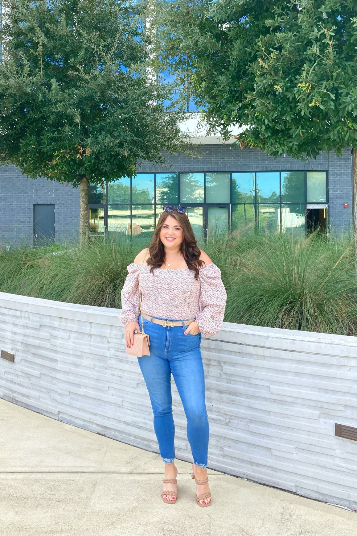 Sporting my absolute favorite, affordable skinny jeans 🫶🏻🫶🏻

#LTKsalealert #LTKfindsunder50 #LTKplussize