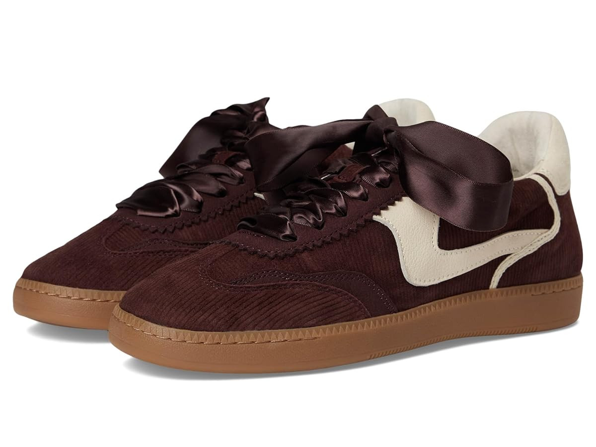 Dolce Vita Women's Notice Sneaker | Amazon (US)