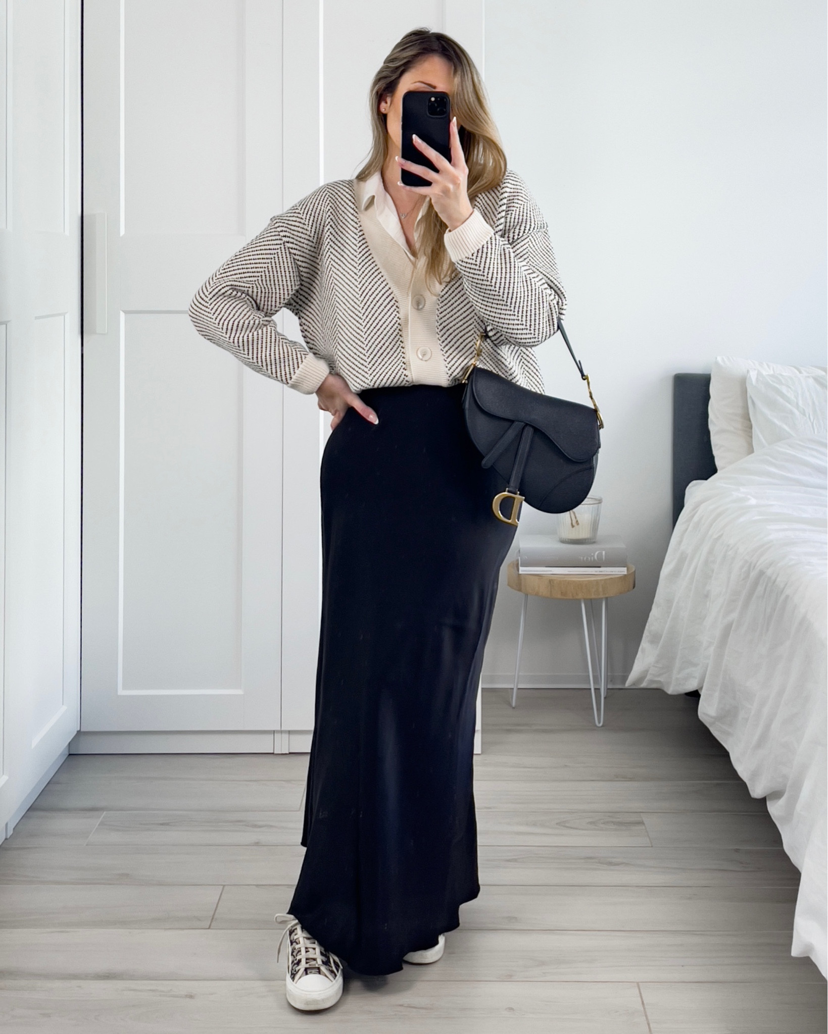 Spring Outfit idea 💭 

@arket slip maxi skirt
@milavert cardigan (not on LTK yet)
@dior sneakers

#LTKSeasonal #LTKeurope #LTKstyletip