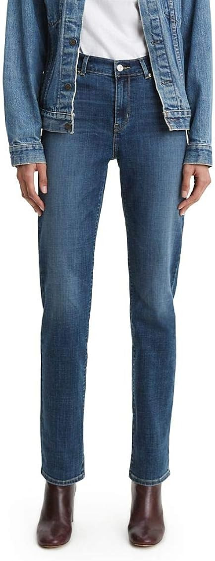 Levi's Women's Classic Straight Jeans (Standard and Plus) | Amazon (US)