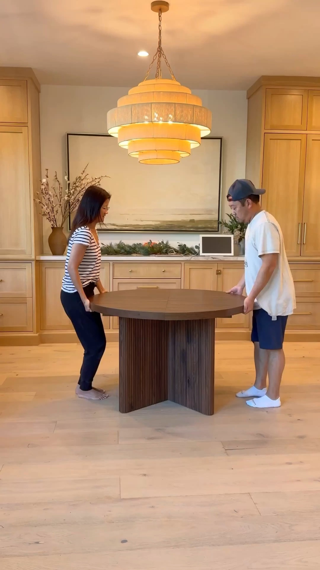 Dining room refresh! I'm absolutely loving the new addition of our chairs and chandelier to our dining area. The chairs have the prettiest silhouette and add so much texture to the space.
You would also never imagine the chandelier is only $200! I love finding designer looks for less and Wayfair is my go-to for that and these pieces did not disappoint! 
#wayfair @wayfair #wayfairpartner
Black oval dining table, grey vase, white flowers, brass linear chandelier, brass hardware, rattan chairs, wood dining chairs

#LTKHome #LTKSaleAlert