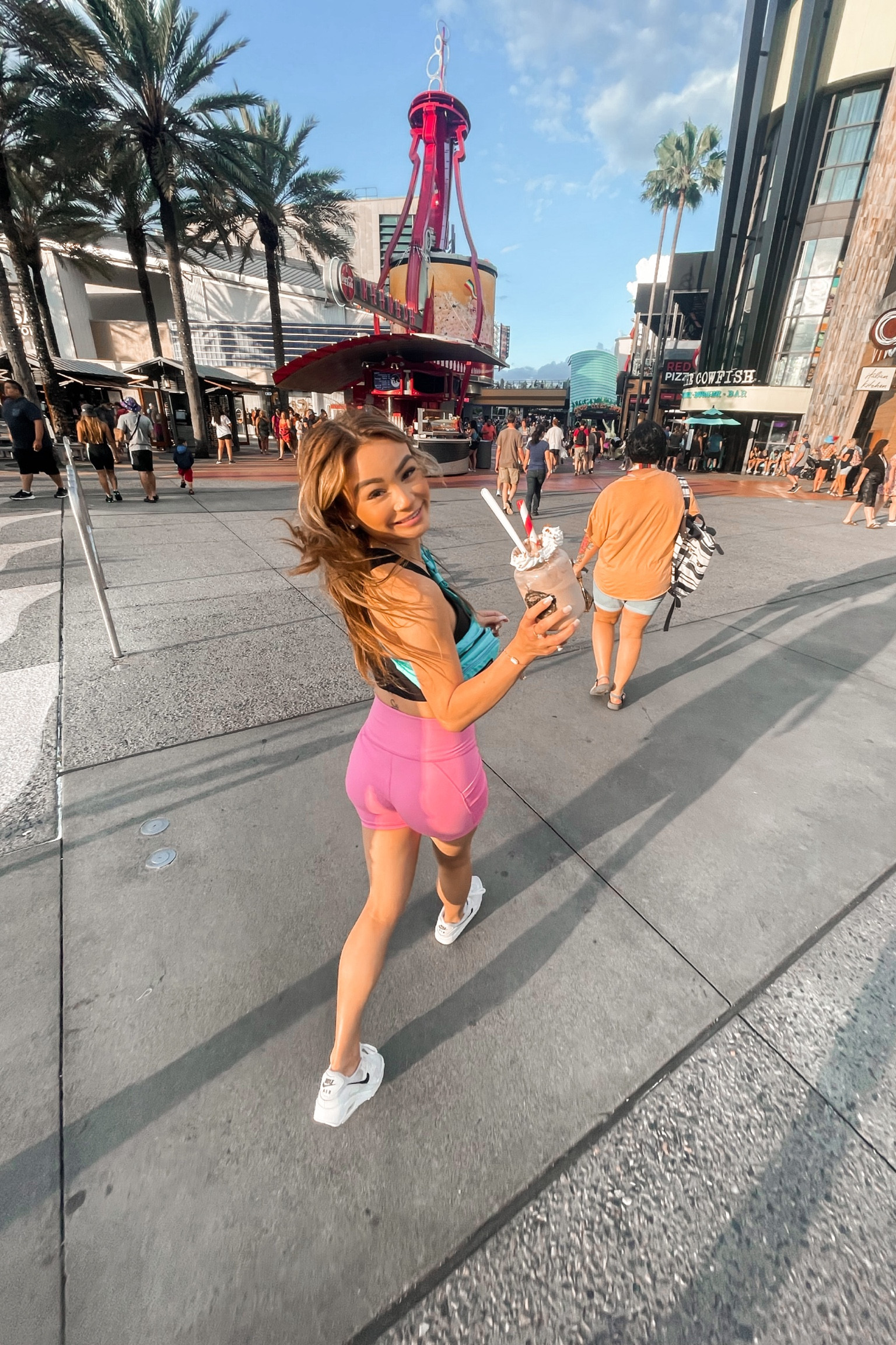 the perfect Universal Orlando City Walk outfit 🫶🏼 
- it’s comfy, practical, and SO cute
- the bright teal blue fanny pack is called “Dakine Hip Pack Ai Aqua One Size”  
gym outfit. workout outfit. athleisure. biker shorts. pink biker shorts. fabletics outfit. nike. nike air max.


#LTKtravel #LTKstyletip #LTKfit