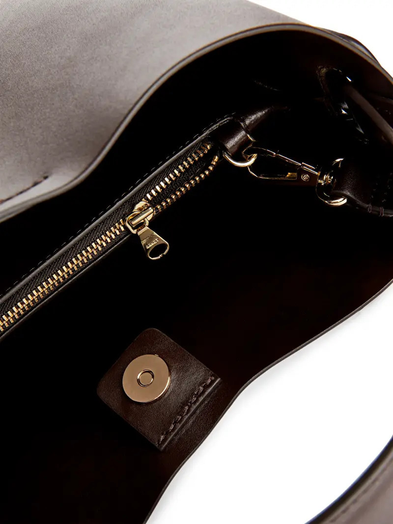 Leather Crossbody Bag | ARKET (US&UK)