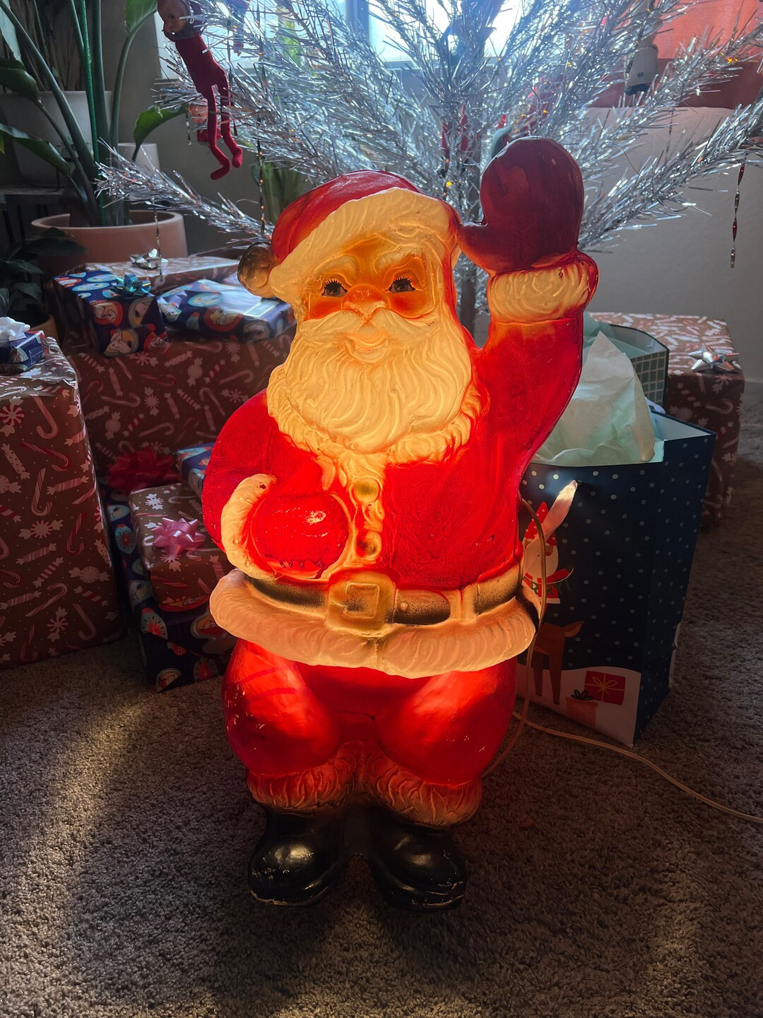 Vintage 1965 Beco Santa Blow Mold Sitting Santa - Etsy | Etsy (US)