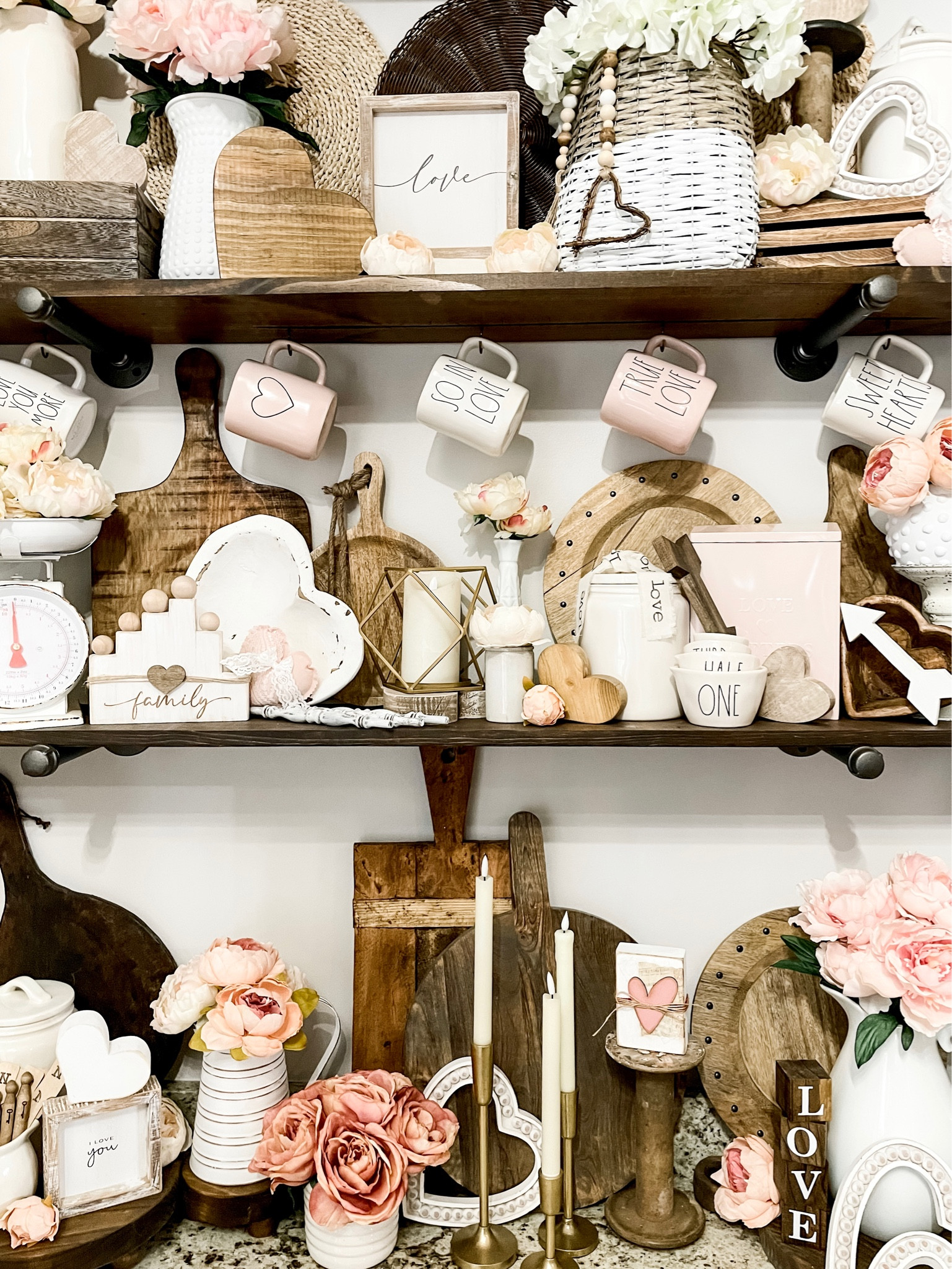 If you love neutral Valentine decor, check this out! 

#LTKSeasonal #LTKhome