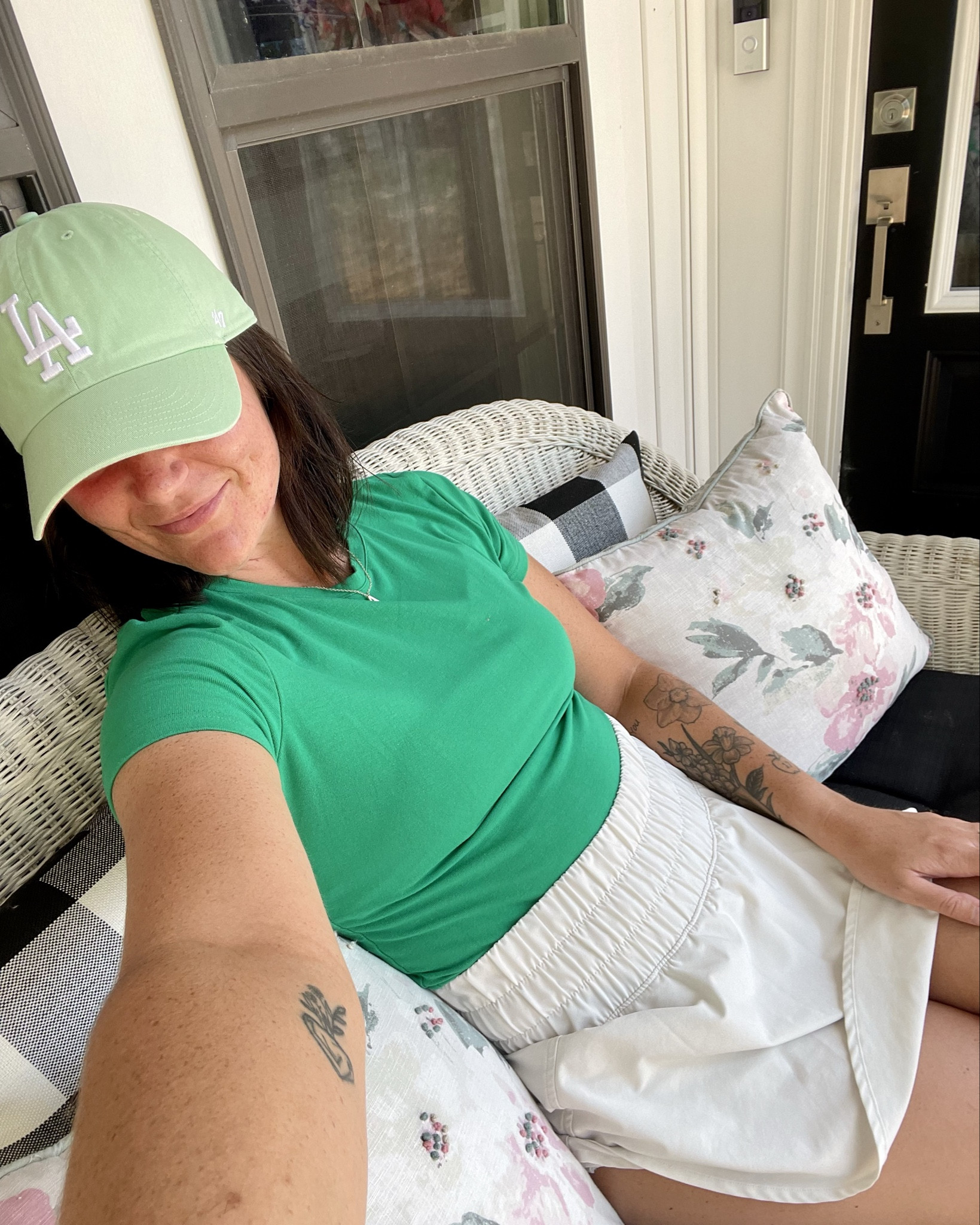 Casual-running errands-hanging out Friday fit 💚 

#LTKStyleTip #LTKSeasonal #LTKActive