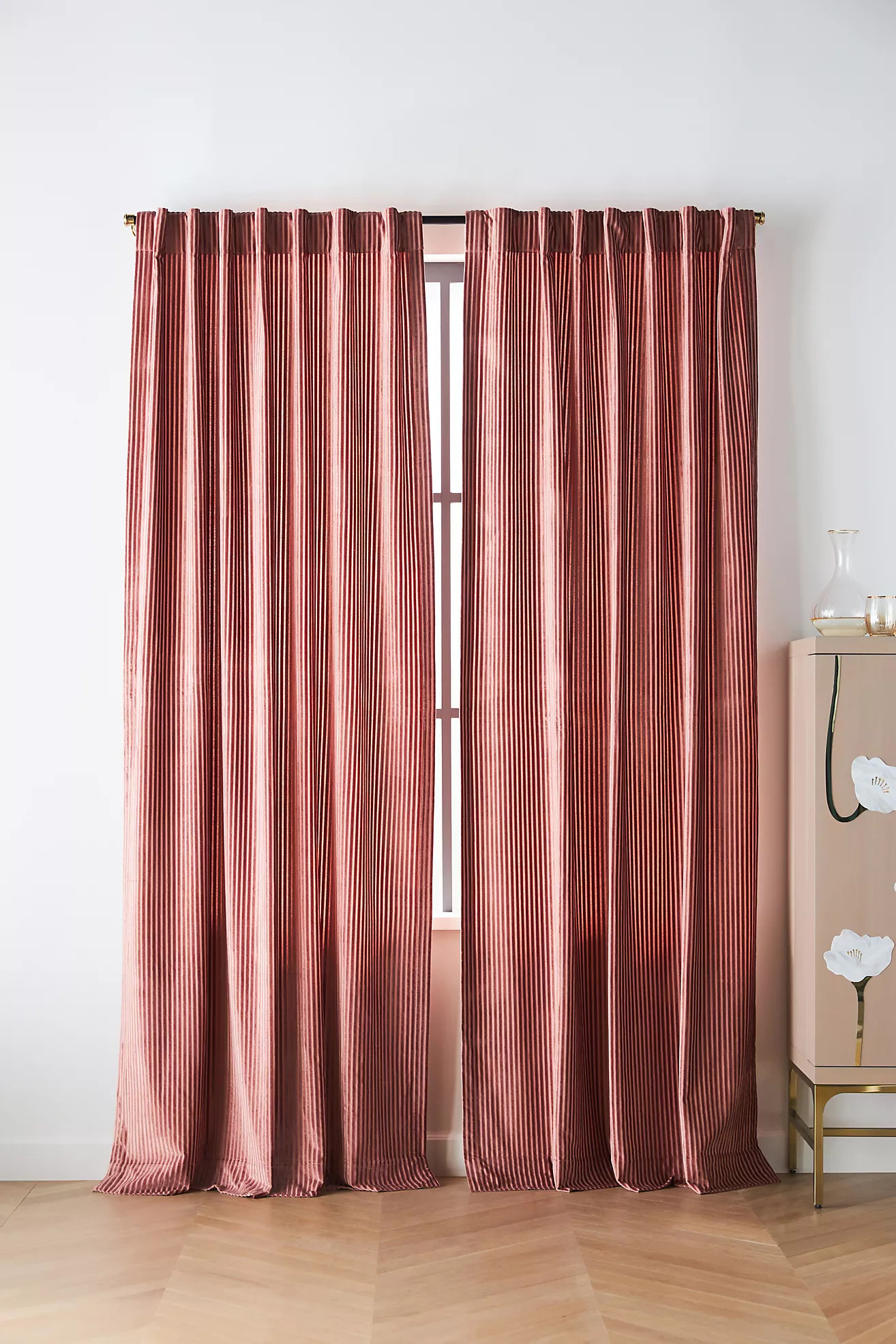 Fiora Ribbed Velvet Curtain | Anthropologie (UK)