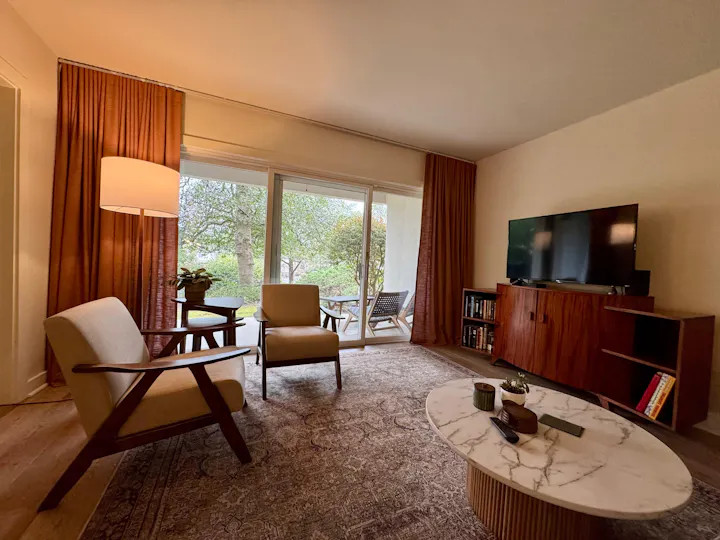 Ivory White 1908-2 | TWOPAGES