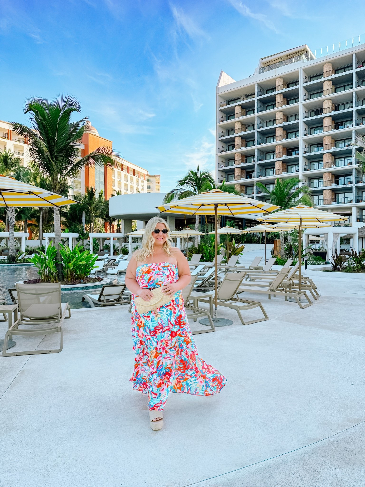 Tropical maxi dress! Wearing size XXL ☀️

#LTKTravel #LTKMidsize #LTKPlusSize