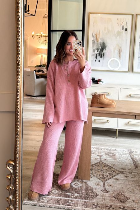 Wearing a small in pink set- so comfy & flattering! Will be 50% off 11/26 from 5-6PM CST then 40% off afterwards until 11/27 at midnight. No code needed, but must be sign up to receive Impeccable Pig SMS (texts) to access the 50% off sale (can sign up on their site prior). // free people dupe // loungewear // lounge set // 

#LTKCyberWeek #LTKfindsunder100 #LTKsalealert