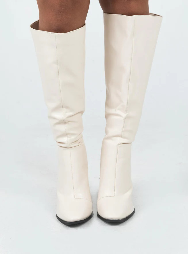 Keeley Boots Vanilla | Princess Polly US