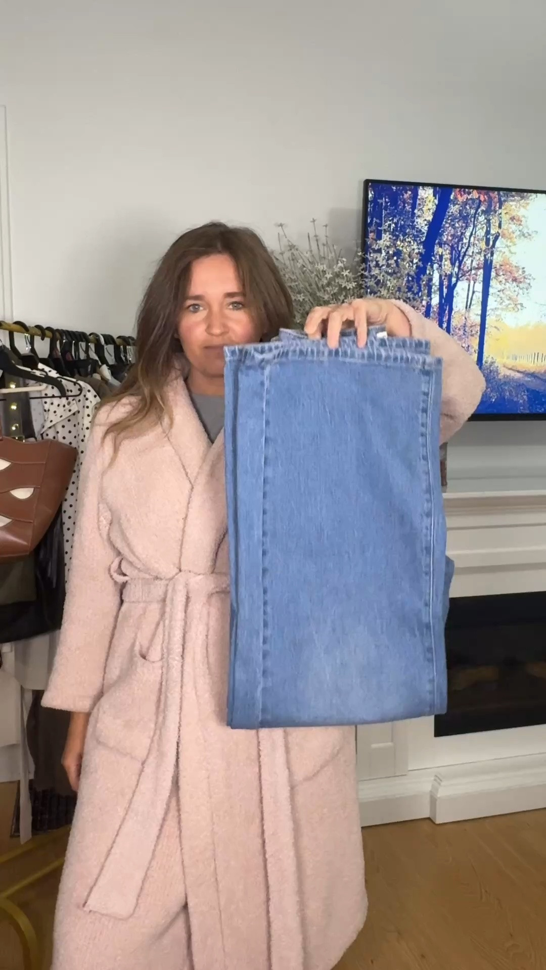 When the jeans say “flare” but your height says “absolutely not” These are petite-friendly + under $30

#WalmartFinds #WalmartFashion #PetiteFashion #PetiteFriendly #FlareJeans #WalmartStyle #AffordableFashion #Under30 #MomStyle #LTKFinds

#LTKPetite #LTKootd #LTKSeasonal