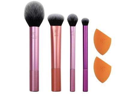 My favorite blush brush and under eye brush are a part of this set- on sale for $15! 🙌🏼 #founditonamazon

#LTKSaleAlert #LTKBeauty #LTKFindsUnder50