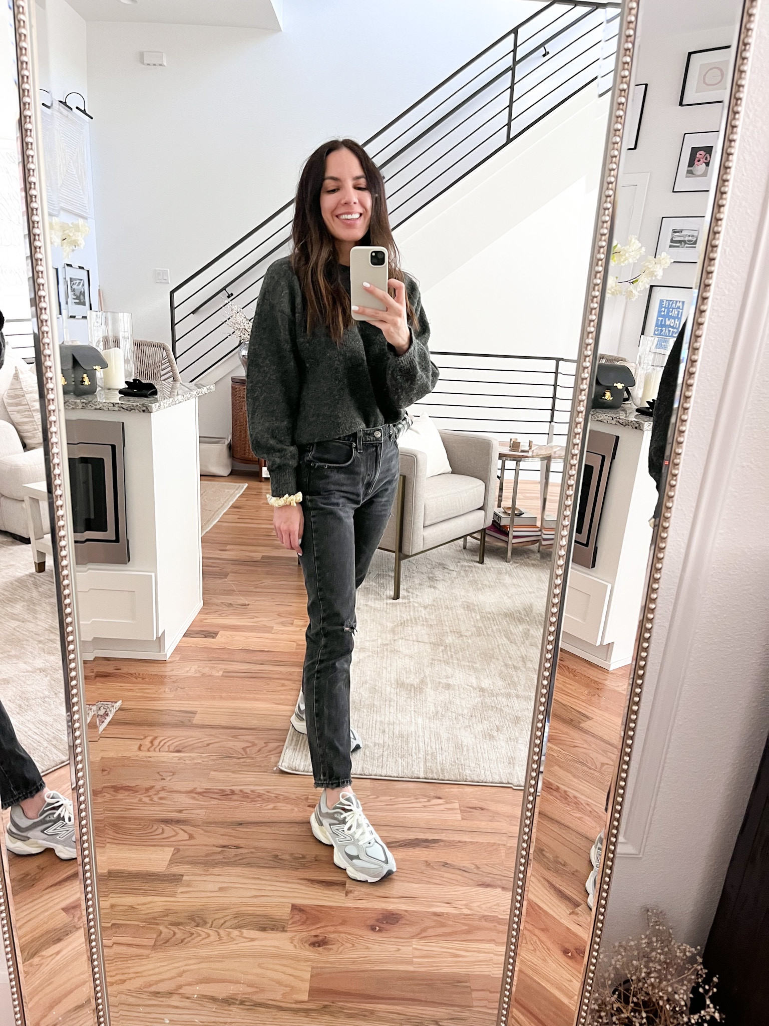 Love these new balance sneakers, the easiest sneakers to throw on! 

Neutral, sneakers, monochrome, outfit, new balance, sneaker style, casual style, casual outfit 

#LTKunder100 #LTKstyletip #LTKsalealert