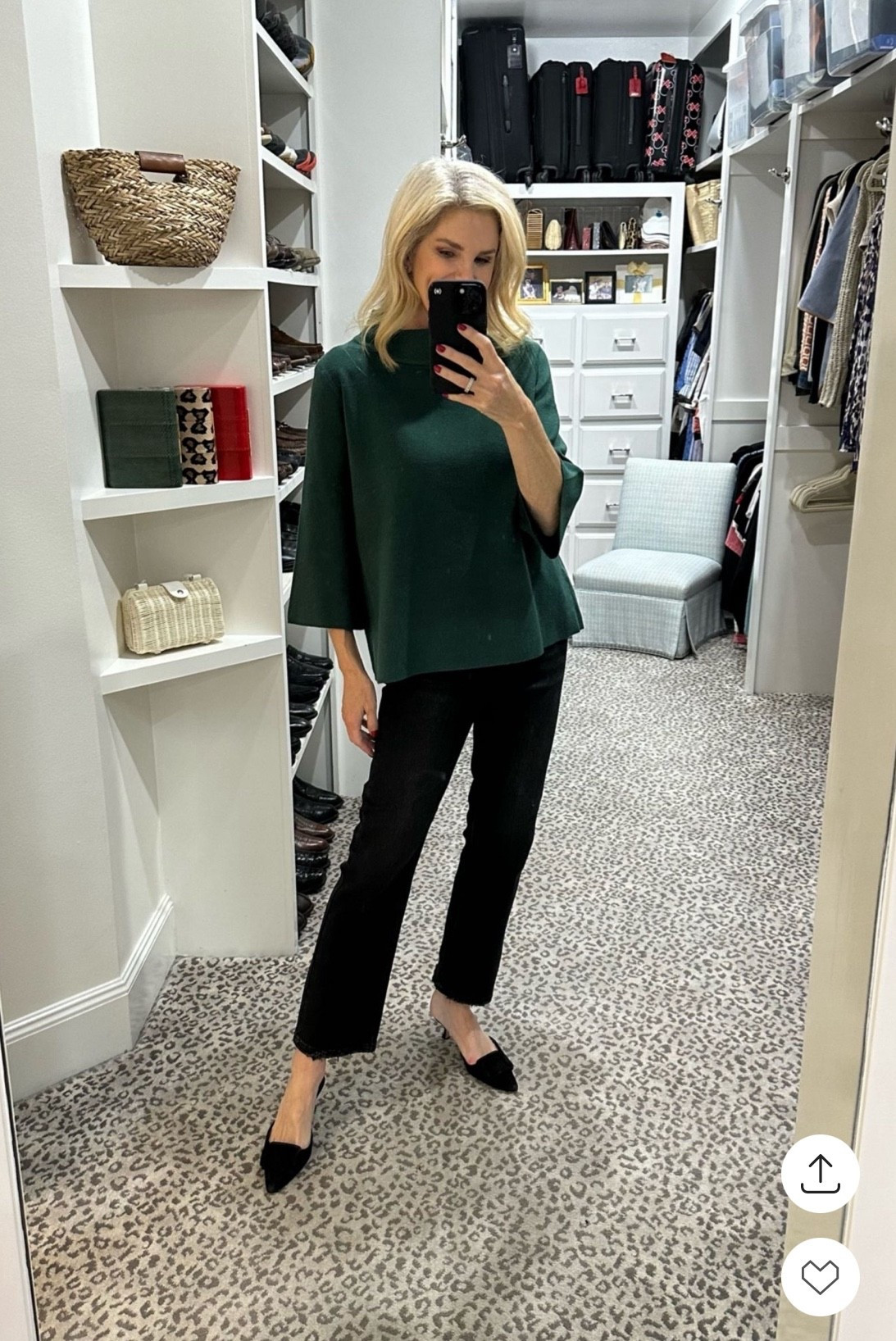 Perfect holiday and Thanksgiving look for a cozy and elevated style. Size S

#LTKFindsUnder100 #LTKOver40 #LTKSeasonal