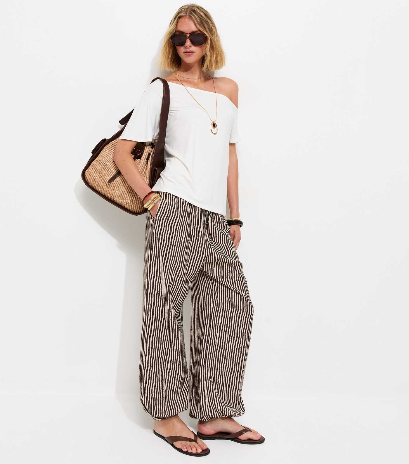 Brown Striped Tapered Cuff Trousers | New Look | New Look (UK)