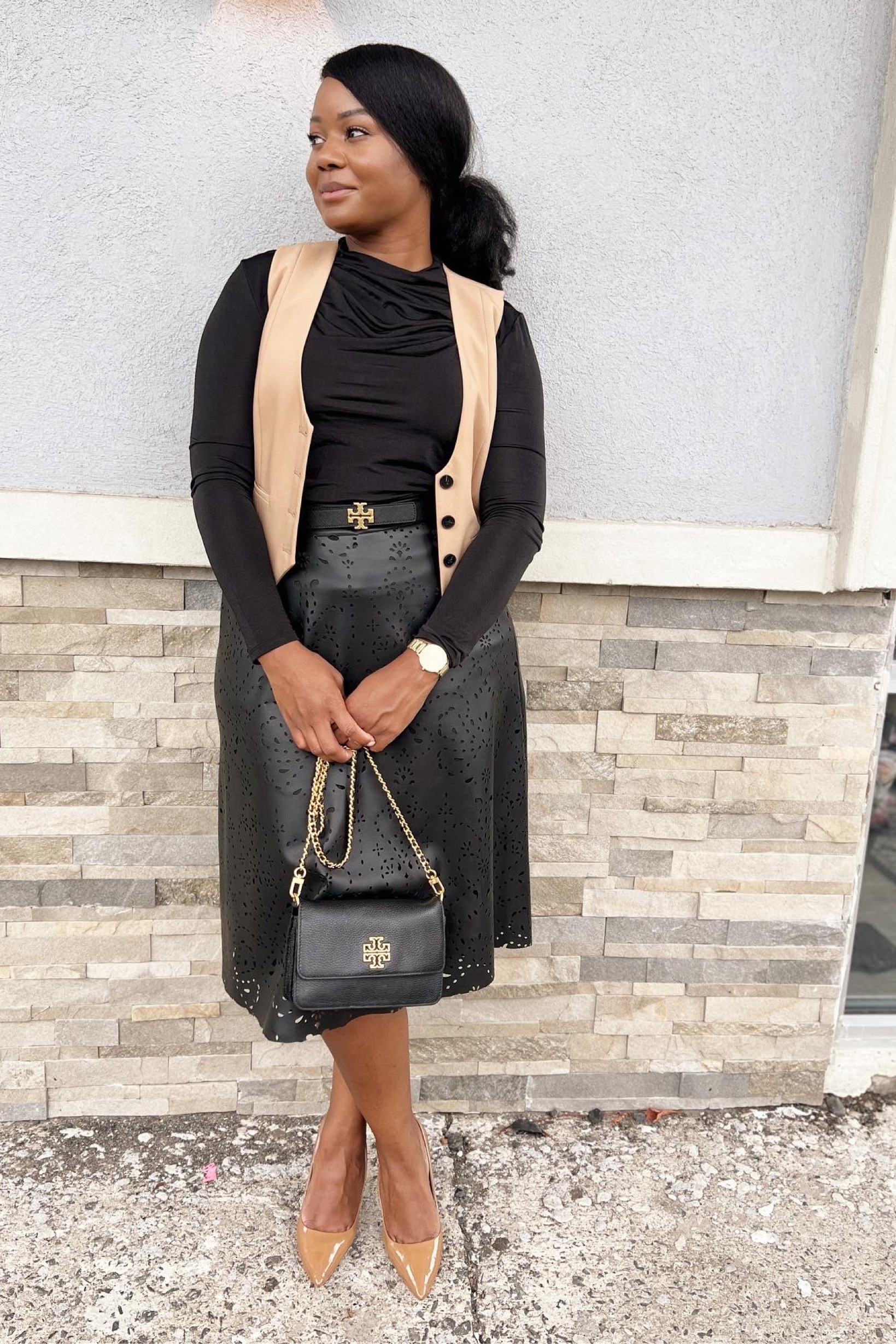 Fall Outfit INSPO .



#modest #modesty #apostolicblogger #modestapparel #apostolicfashion #twistout #modestyfashion #church#sage #apostolic#upc #skirt #apostolicfashioned #modestclothing #classyoutfit #ootdstyle#churchchicfashionista#naturalhair#4bhair #4chair#replica #fragrance #skirtlove 