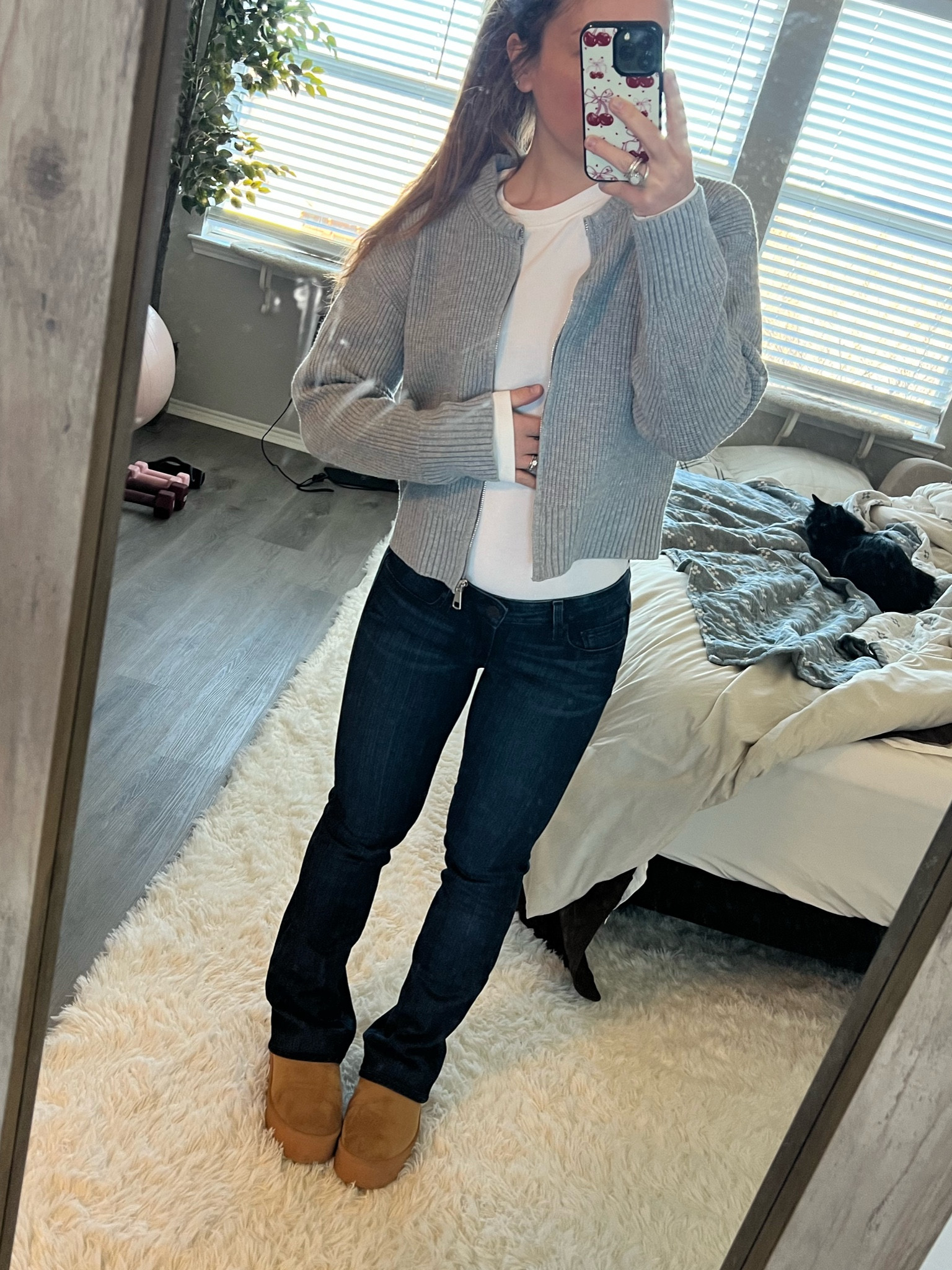 The best jeans - so soft and so cozy - fit like a glove - PAIGE Jeans - denim jeans - mid rise jeans - denim - pants - bootcut - petite 

#LTKStyleTip