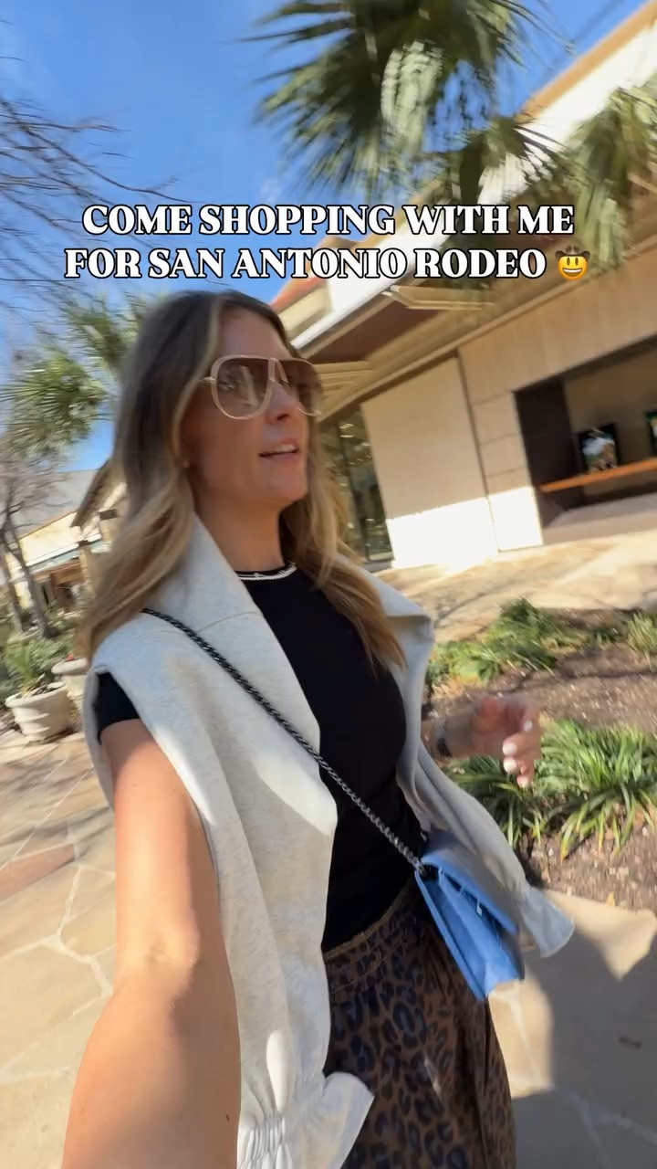 Come shopping with me for a last-minute outfit for San Antonio rodeo tonight! Stopped in a few of my favorites @tecovas @pintoranch @nordstrom @zara and of course, ended my @theshopsatlacantera shopping day at @lalalandkindcafe 💕 comment SHOP for today’s outfit links and what I purchased! Stay tuned to see tonight‘s outfit!

 #rodeo #rodeostyle #sanantoniorodeo