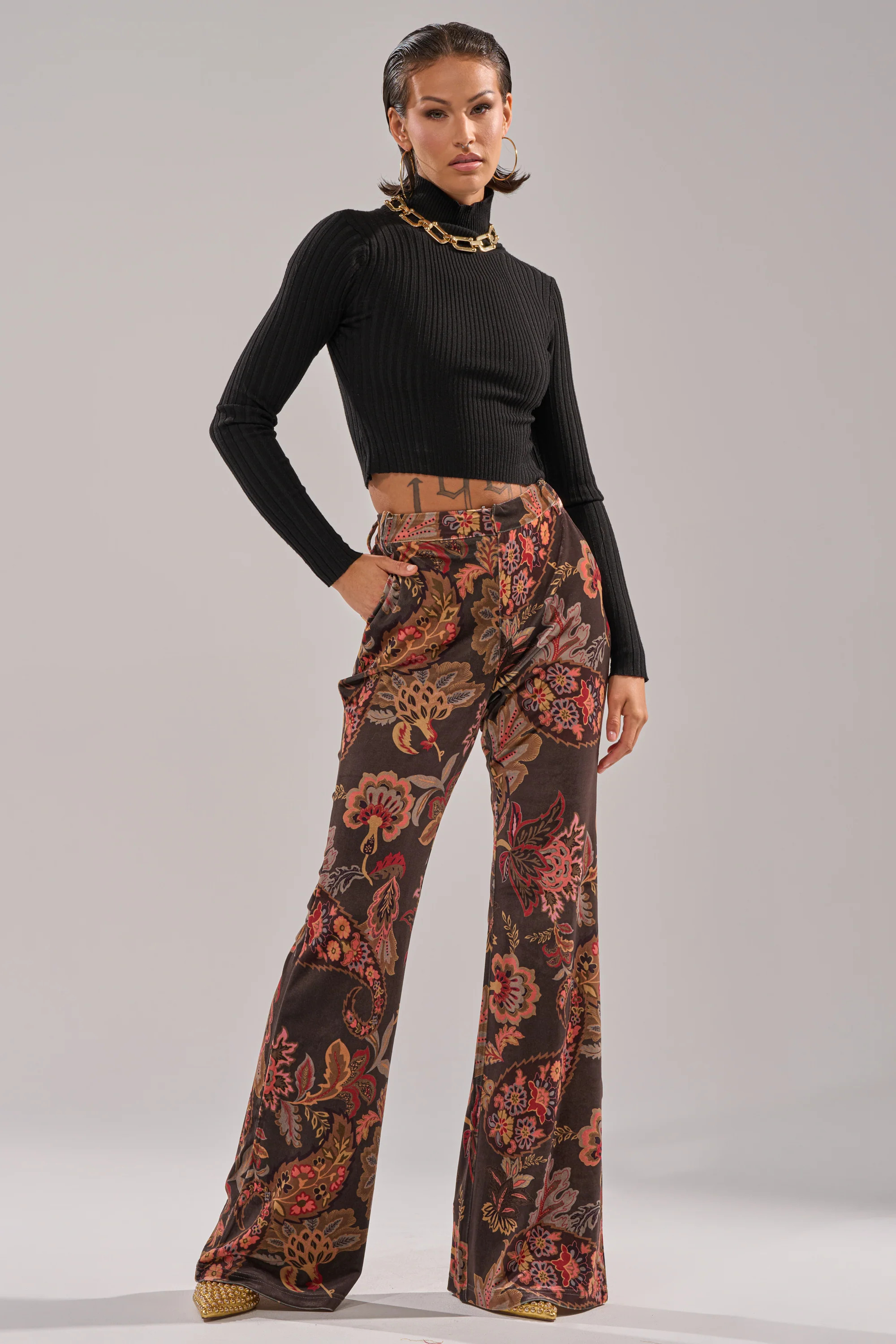 FALLING IN LOVE FLORAL TROUSER | AKIRA