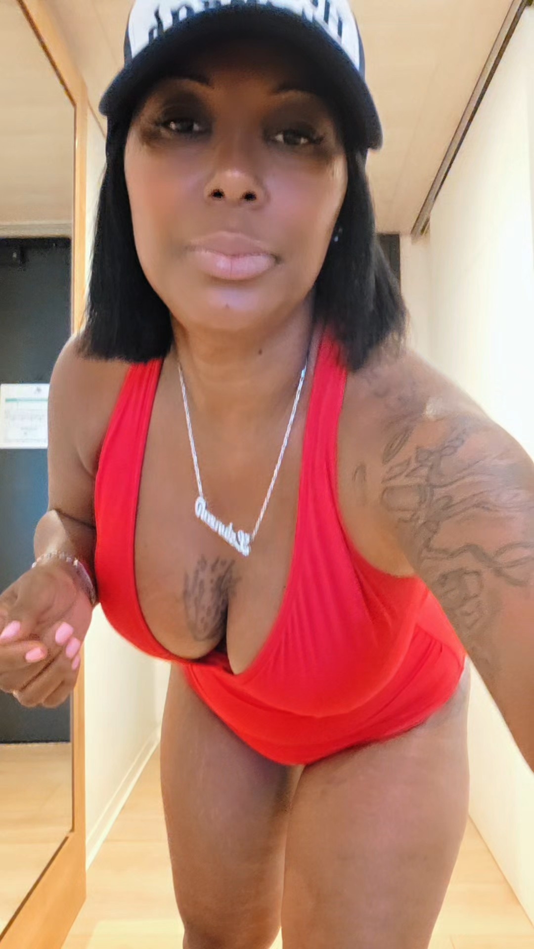 If you want to look snatched and sexy then this is the bathing suit for you. 

#LTKSwim