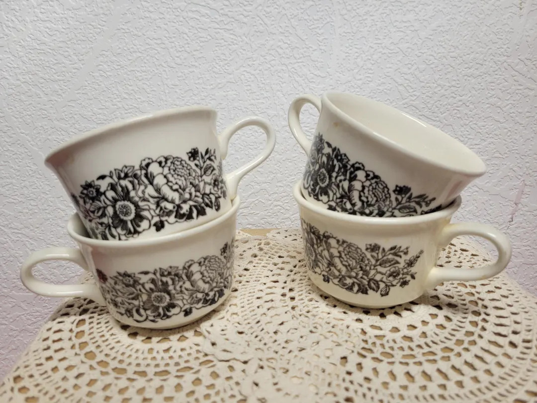 4 Piece Set of Royal China Sussex Mugs - Etsy | Etsy (US)