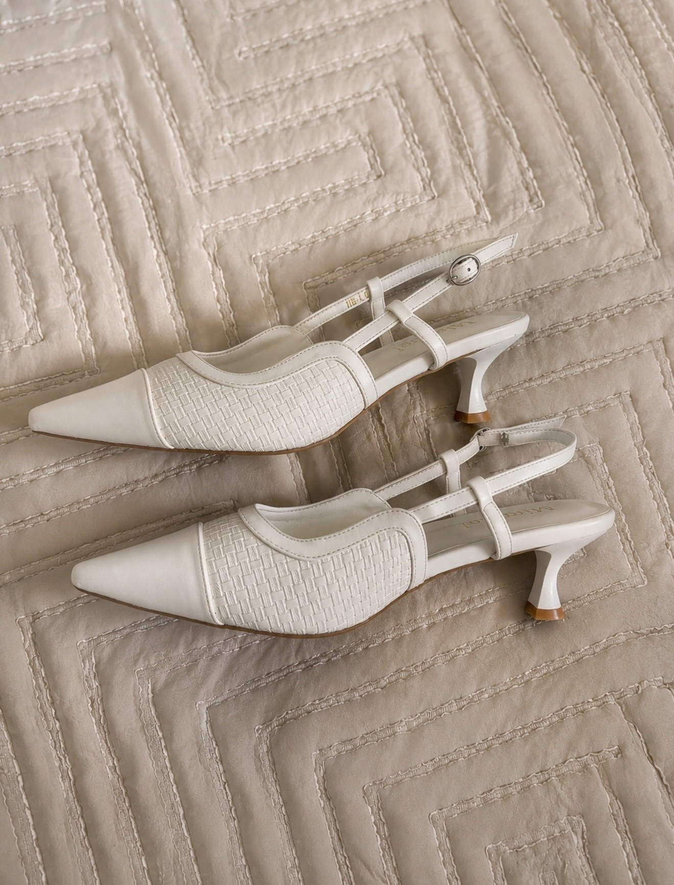 Classy and elegant woven kitten heels 🤍

#LTKgrwm #LTKootd #LTKdayinmylife