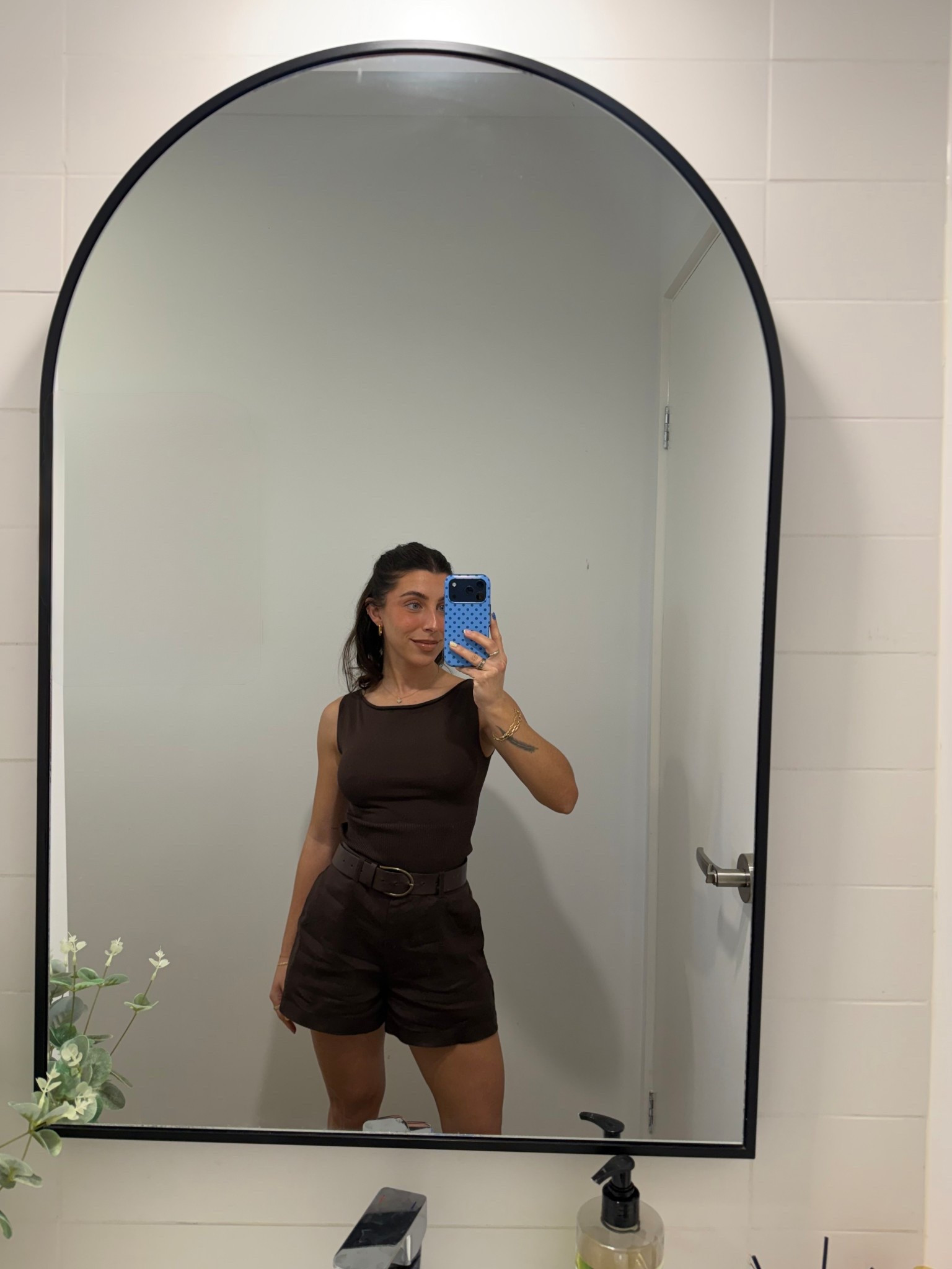Summer outfit, all brown, style, fashion, wardrobe, linen shorts, monochrome, chic, asos, glassons, essentials, uk, H&M, asos, Australia, travelling, holiday, simple outfit

#LTKuk #LTKpetite #LTKspring