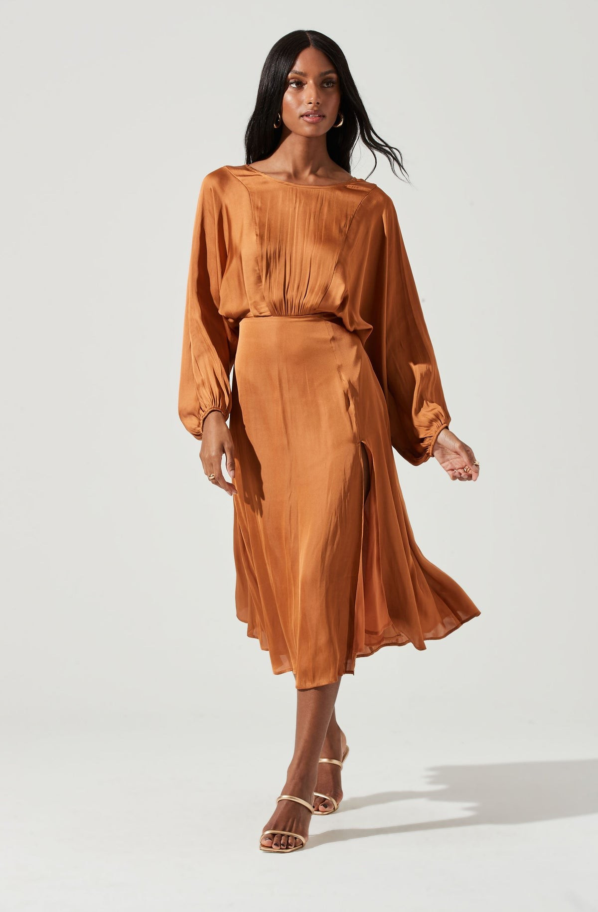 Marin Dolman Sleeve Midi Dress | ASTR The Label (US)