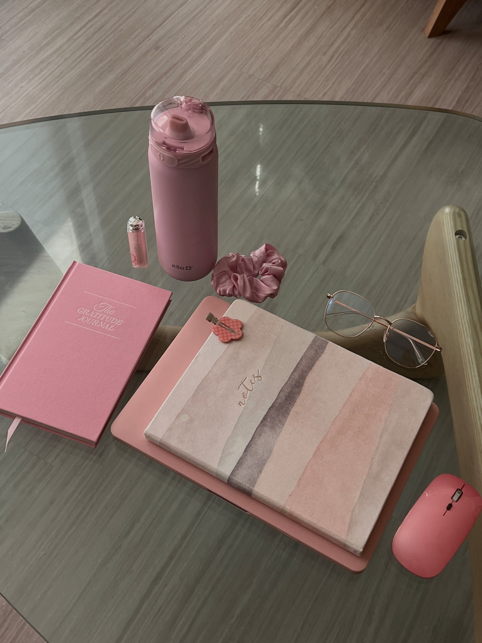 I’m just a girl 💕 

#PinkLovers

#LTKFindsUnder50 #LTKGiftGuide #LTKSummerEdit