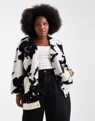 ASOS DESIGN Curve brushed floral boyfriend cardigan in black | ASOS | ASOS (Global)